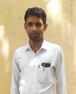 श्री वीरेश सिंह